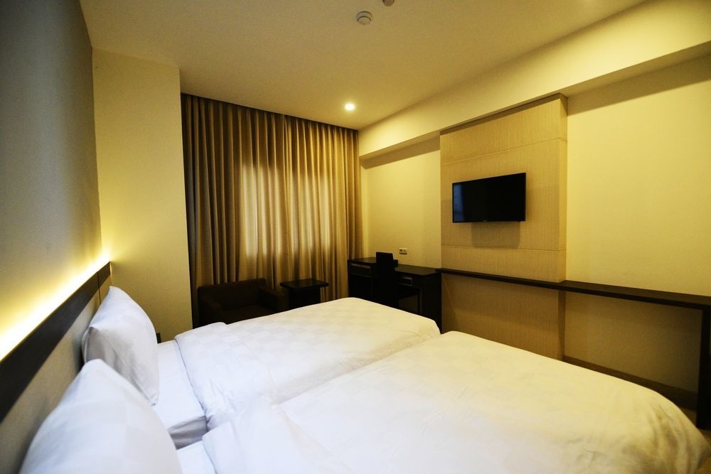 Atlantic City Hotel Bandung Kültér fotó