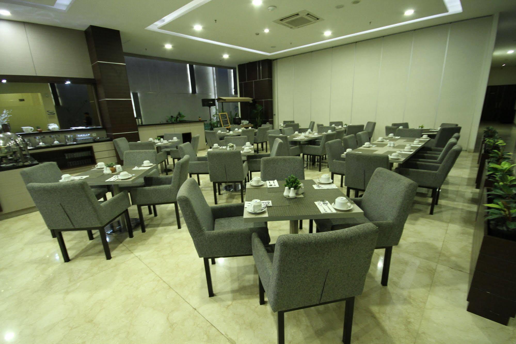 Atlantic City Hotel Bandung Kültér fotó