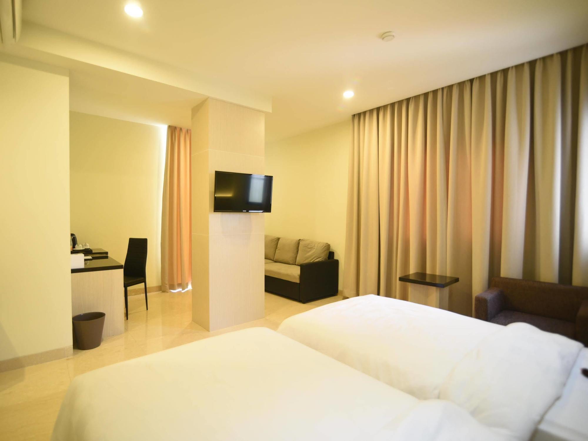 Atlantic City Hotel Bandung Kültér fotó