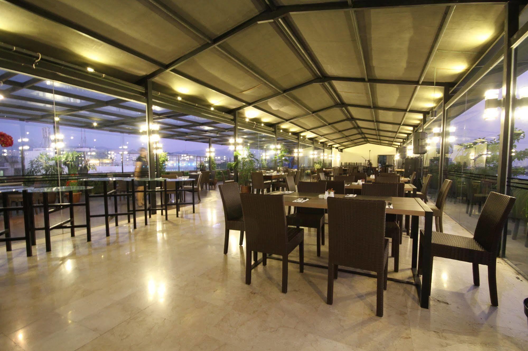 Atlantic City Hotel Bandung Kültér fotó